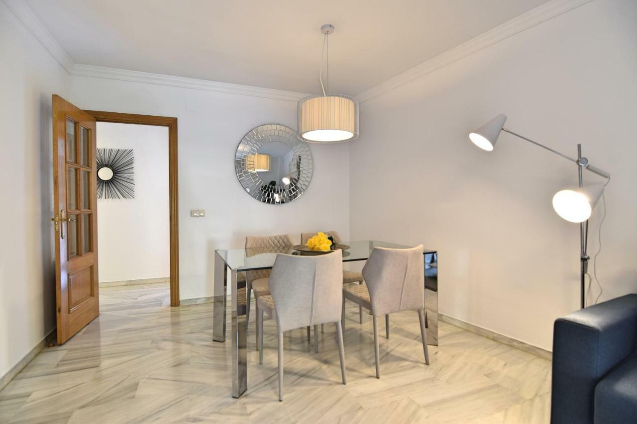Apartamento Puerto Malagueta Malaga Bagian luar foto