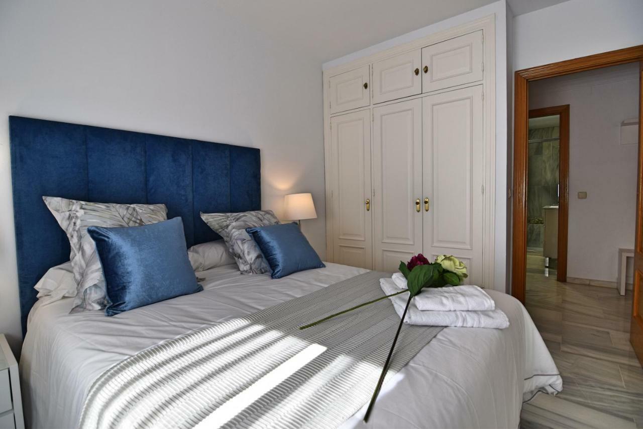 Apartamento Puerto Malagueta Malaga Bagian luar foto